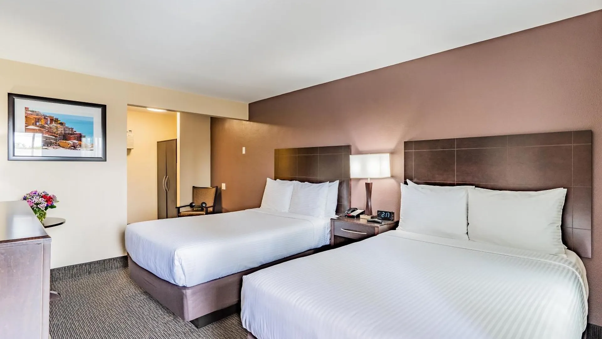 Grand Legacy At The Park Hotel Anaheim